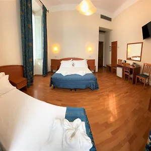 https://soggiorno-madrid.it-tuscanyhotel.com