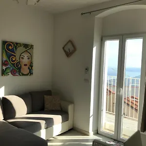 Giorgiada Luxury Apartament Castelmola