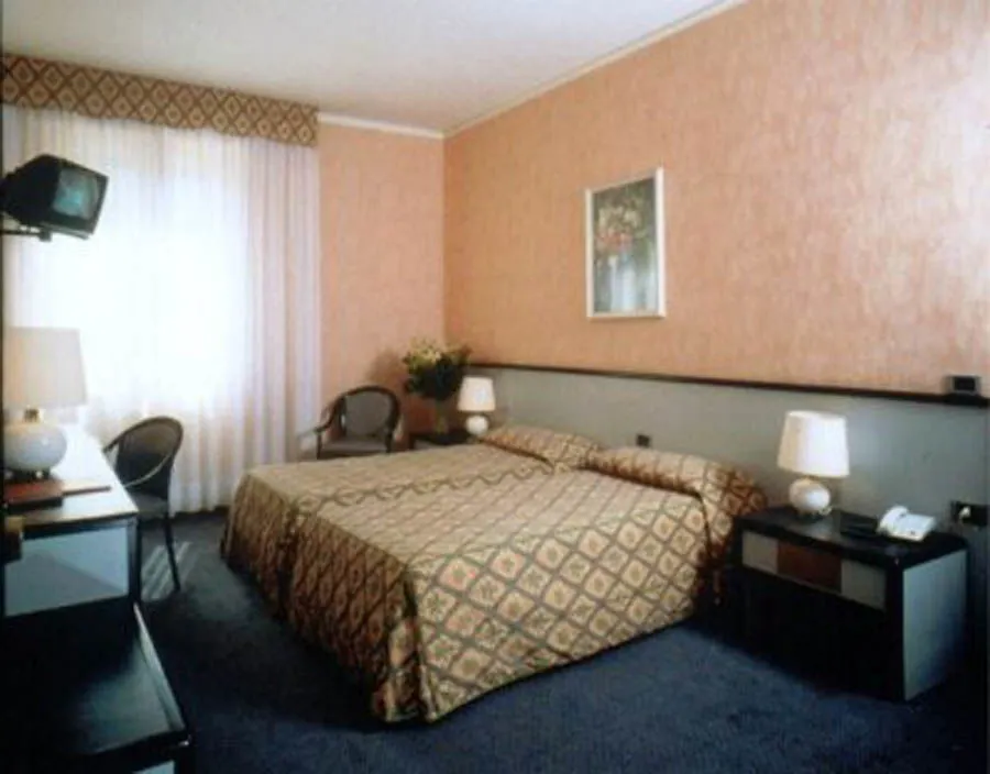 ****  iQ Hotel Milano Italien